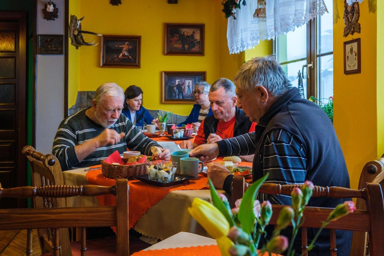 Hotel Kacenka Králíky Buitenkant foto