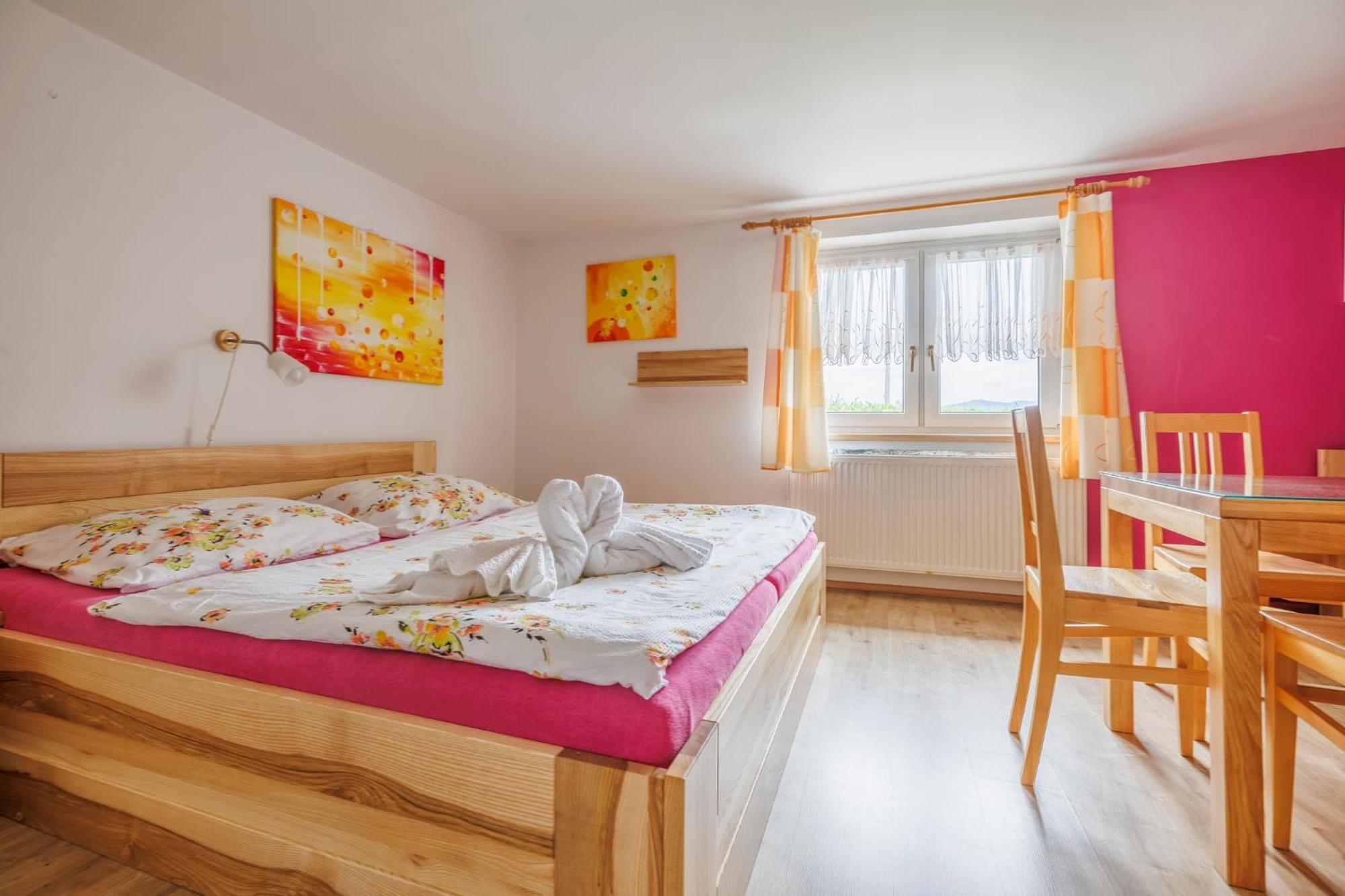 Hotel Kacenka Králíky Buitenkant foto