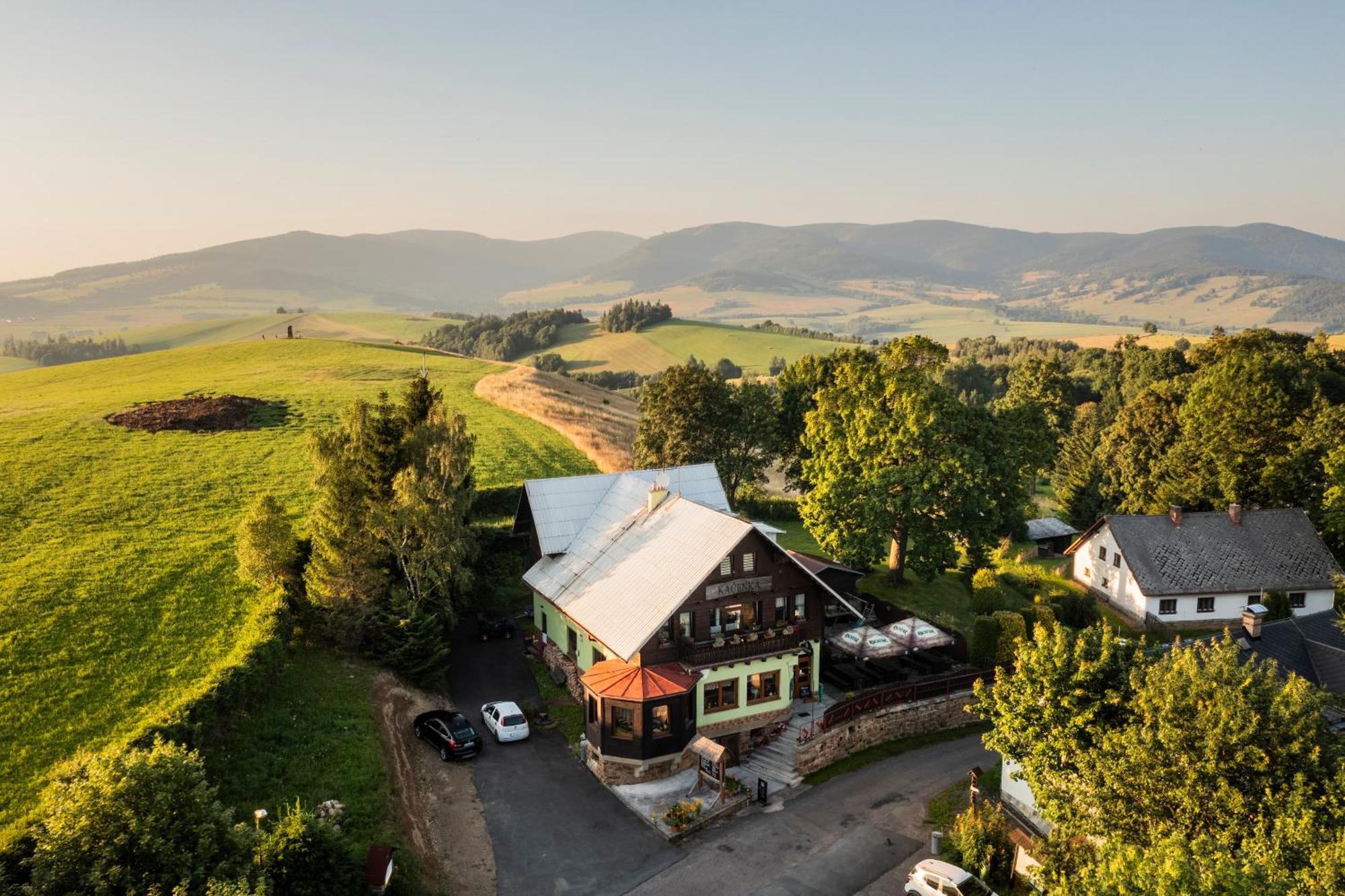 Hotel Kacenka Králíky Buitenkant foto