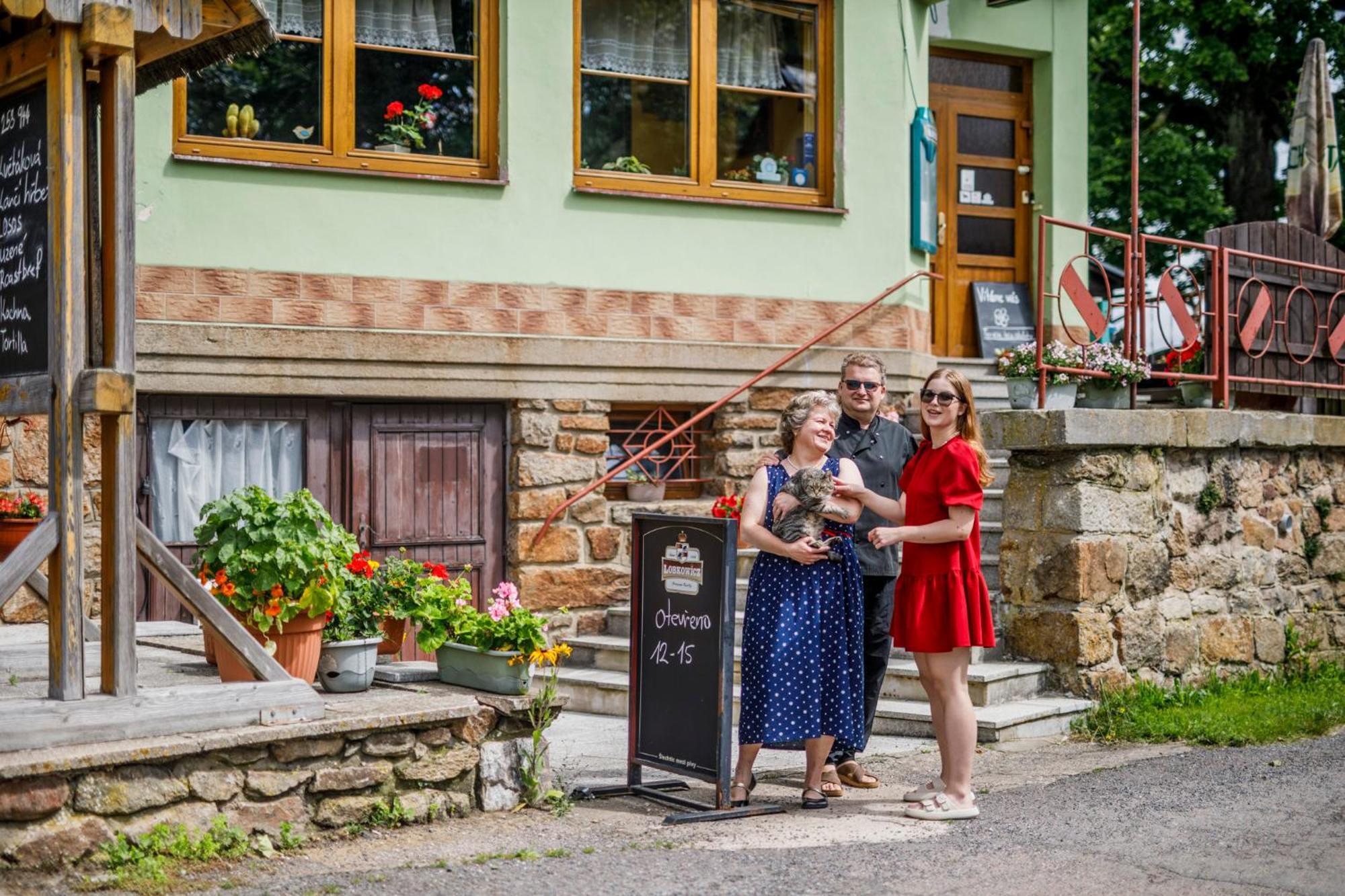 Hotel Kacenka Králíky Buitenkant foto